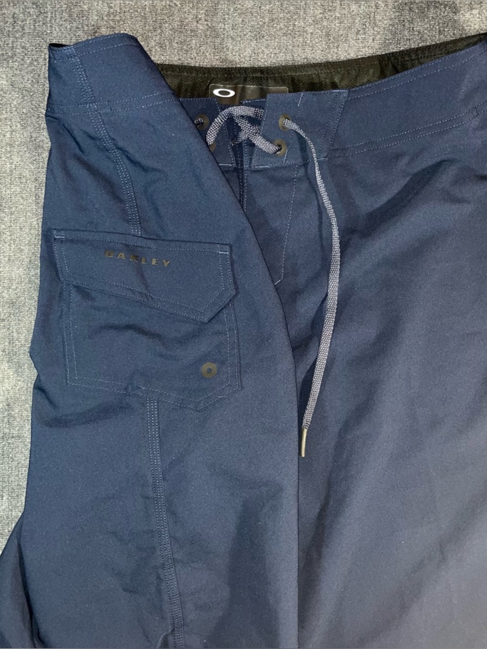 Oakley Mens Surf Swim Board Trunks Shorts Size 31 Blue Stretch Regular Fit - Picture 3 of 10
